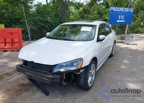 2014 Volkswagen Passat 2.0L Tdi Sel Premium z USA, uszkodzony, nr VIN 1VWCN7A37EC055645